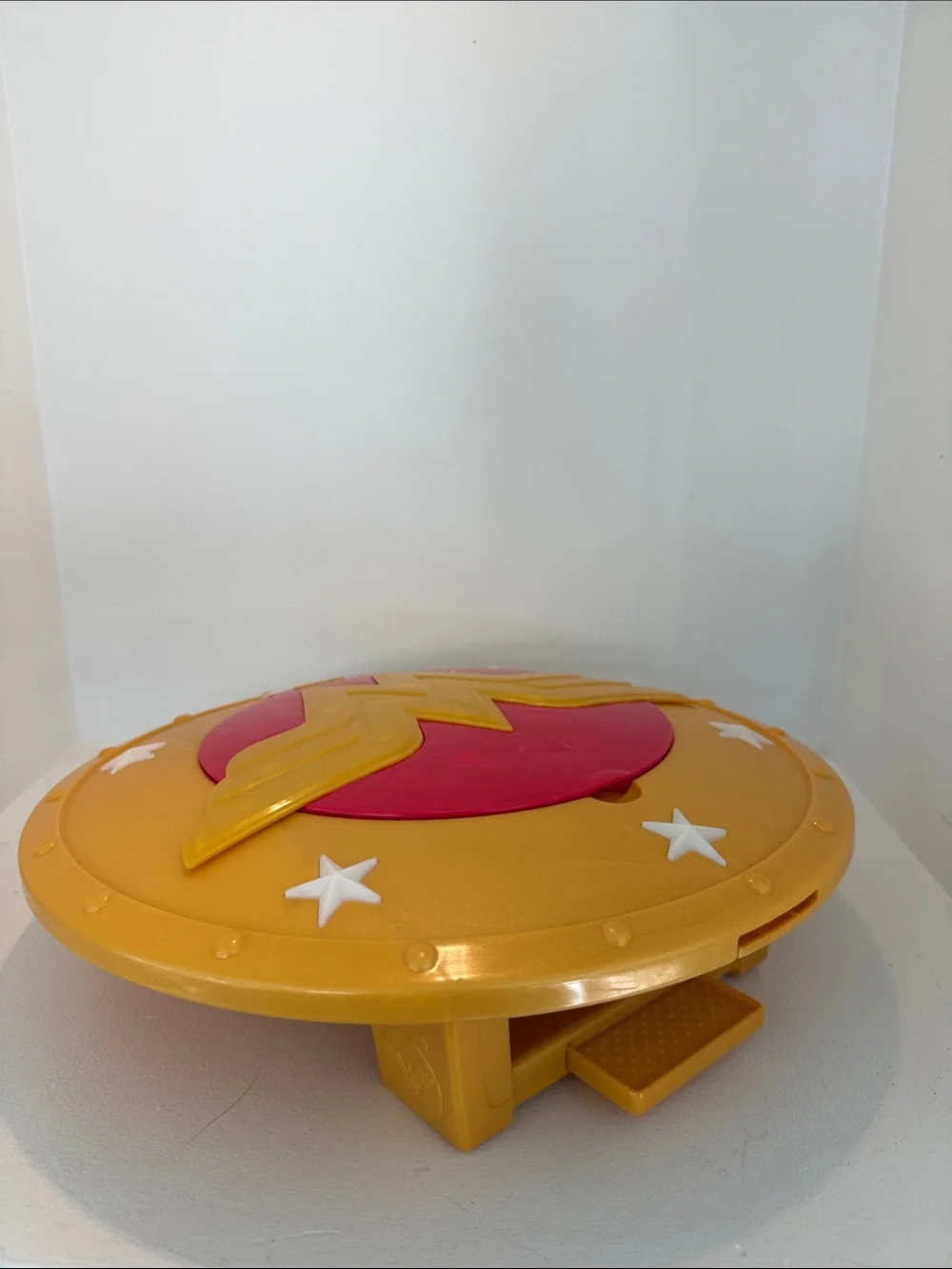 DC Comics Wonder Woman Shield Wall Art - Yellow, Red, White